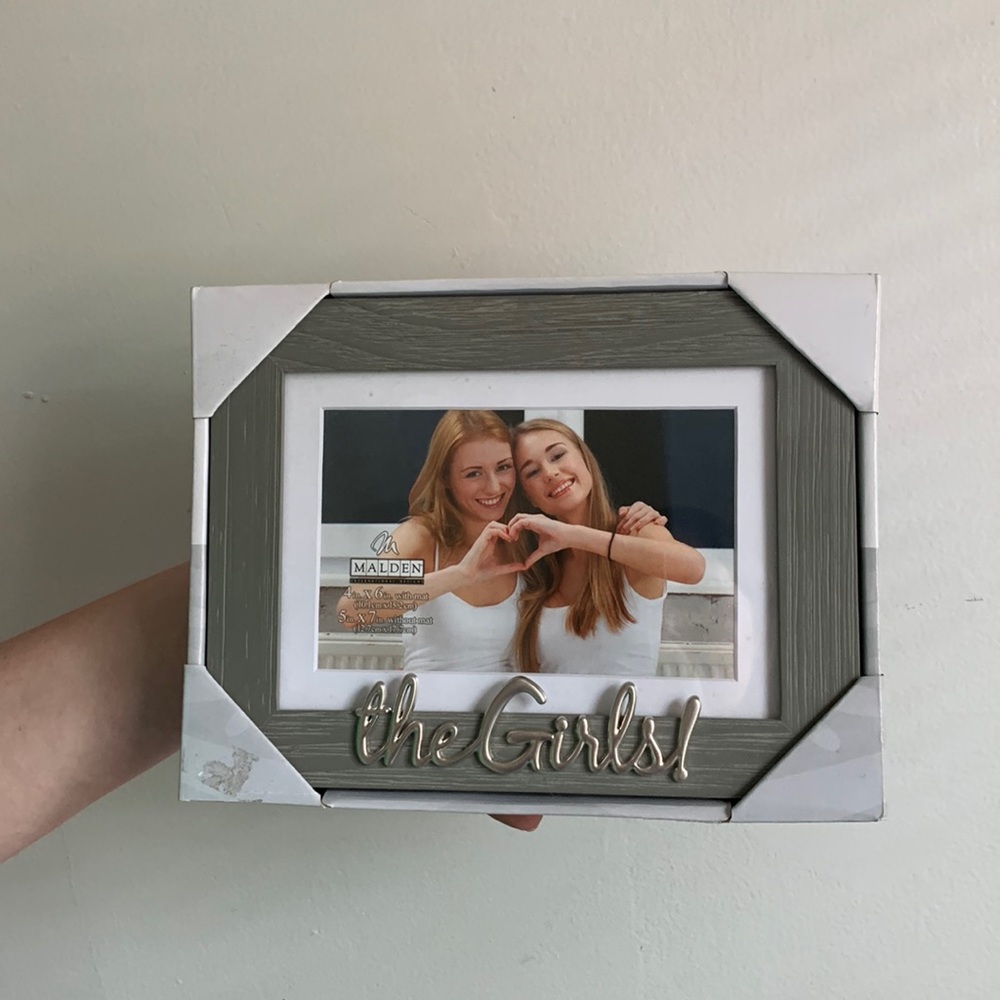 5x7 “The Girls” Picture frame.